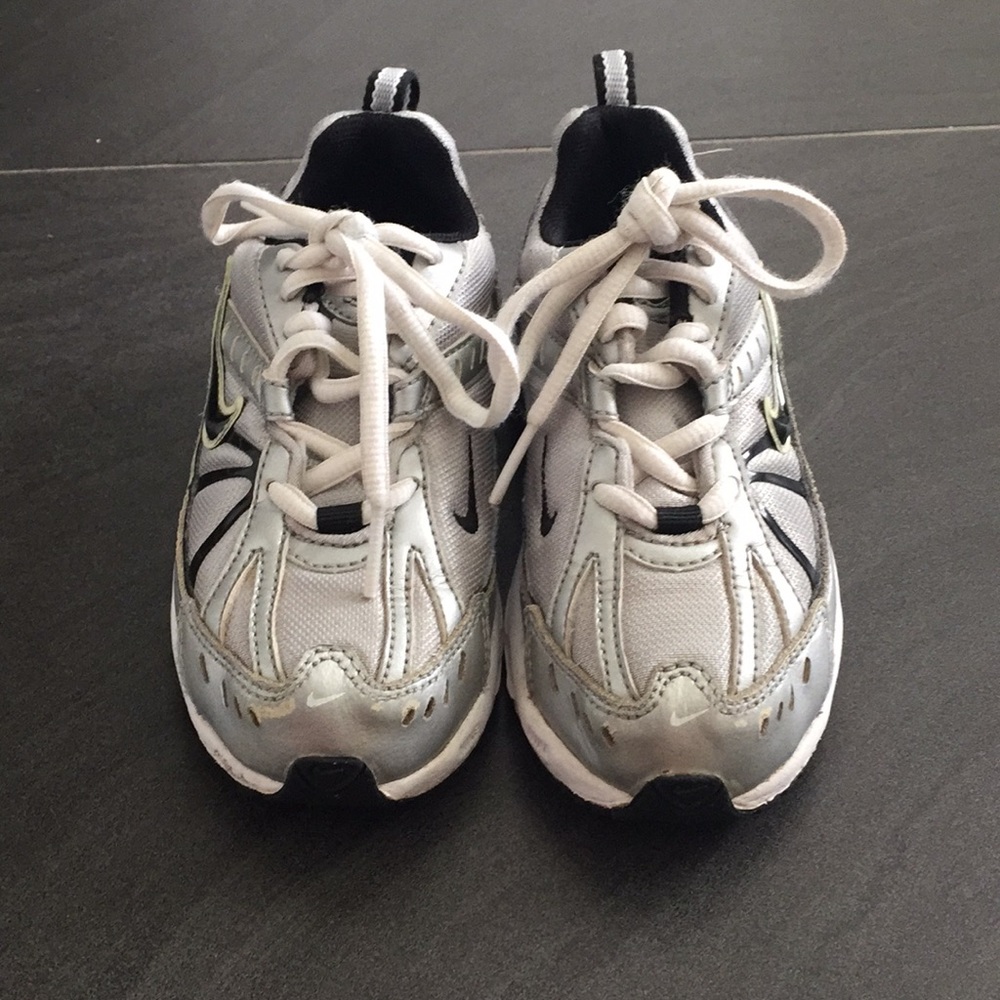 COPY - EUC Nike Sneakers for Little Kids